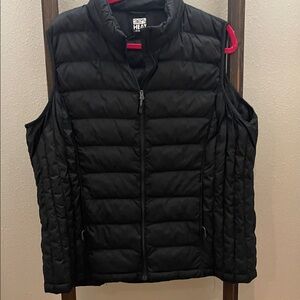 32 Degrees Women's Black Quilted Vest
